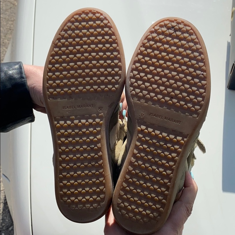 Shoes - Picture 2 of 3